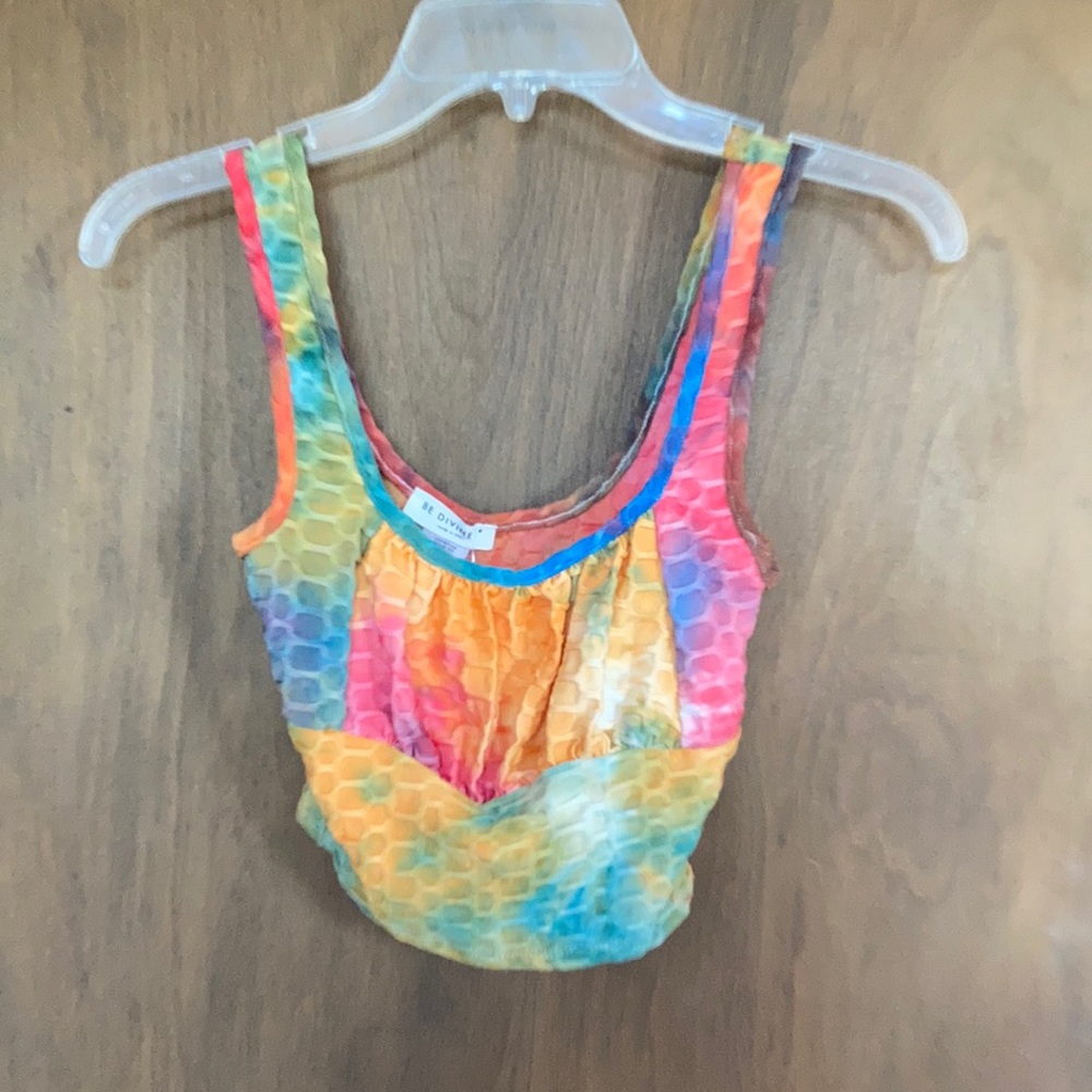 3/$15 Multi color tie dye print honeycomb top stretch sporty boho hippie  S jr
